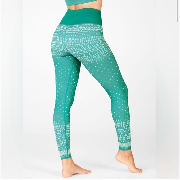 Fabletics Dark Jade High-Waisted Fair Isle
Leggings - Picture 2 of 10